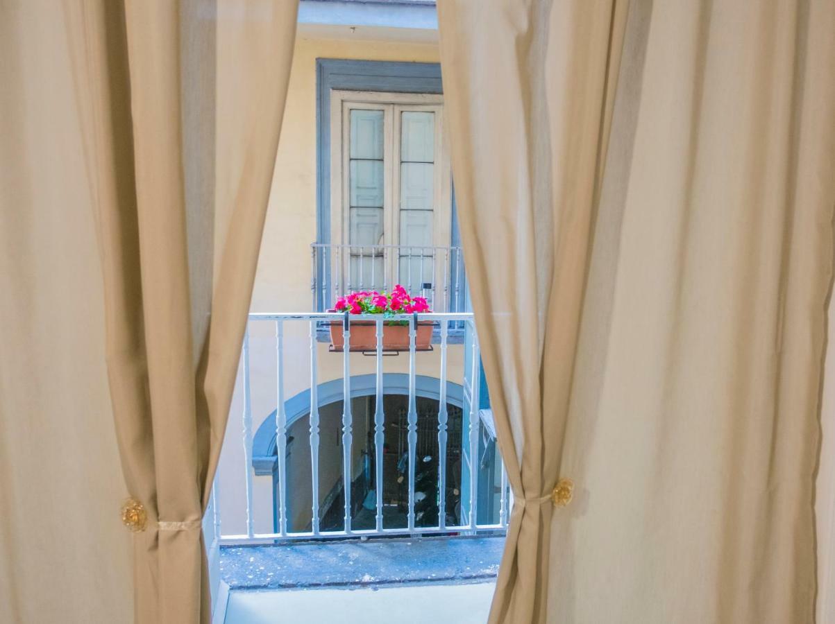 Per Amor Duomo Bed & Breakfast Napoli Bagian luar foto