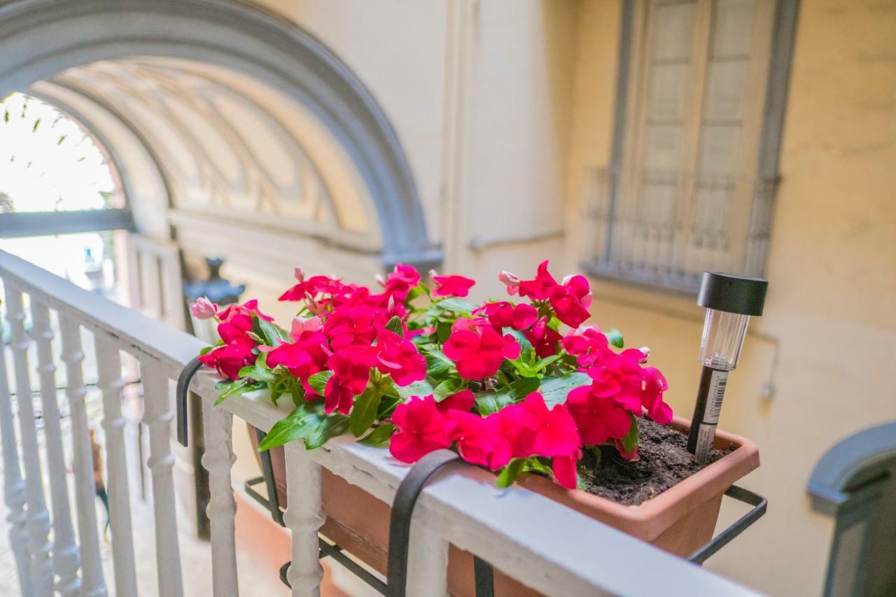 Per Amor Duomo Bed & Breakfast Napoli Bagian luar foto