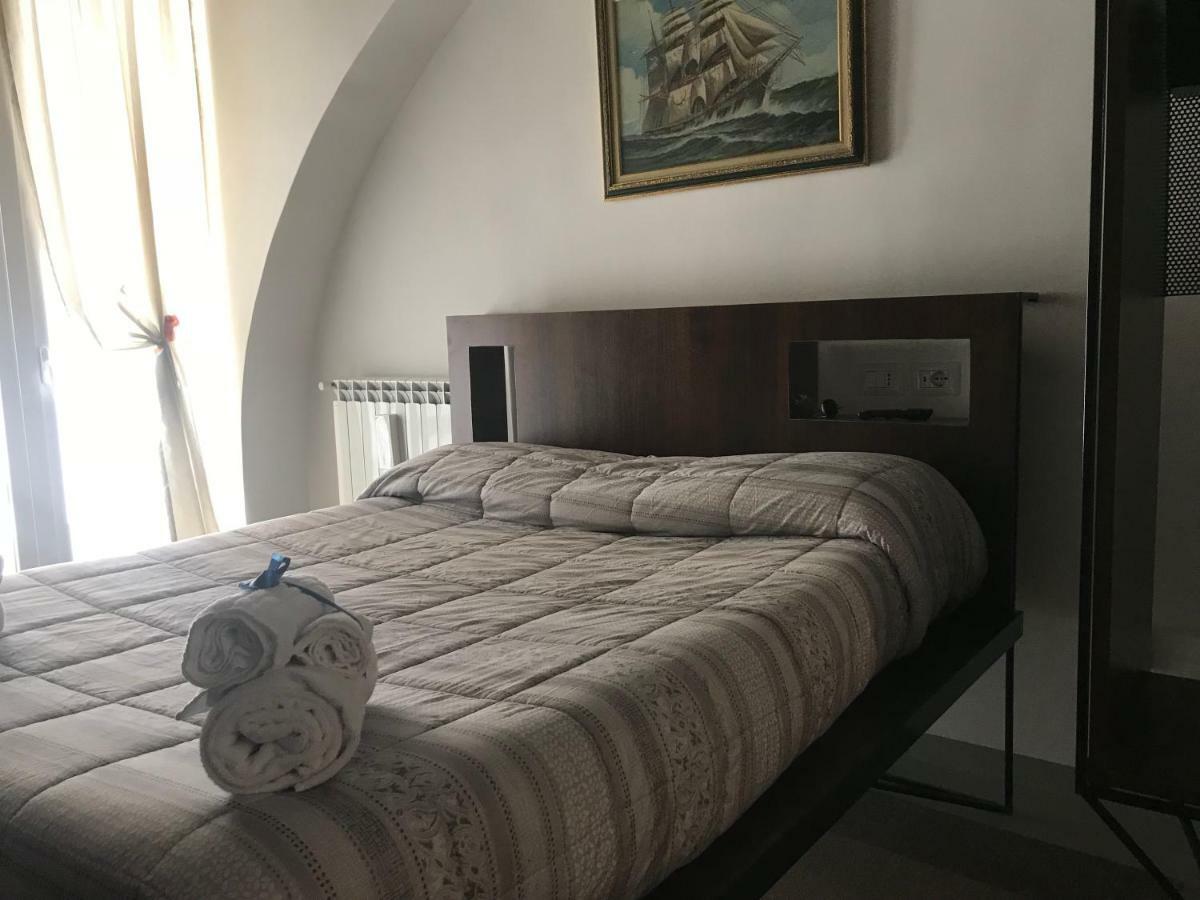 Per Amor Duomo Bed & Breakfast Napoli Bagian luar foto